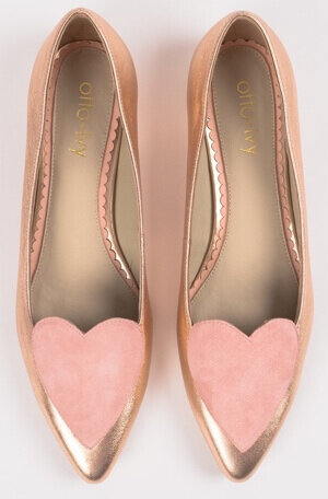 Love heart flat shoes