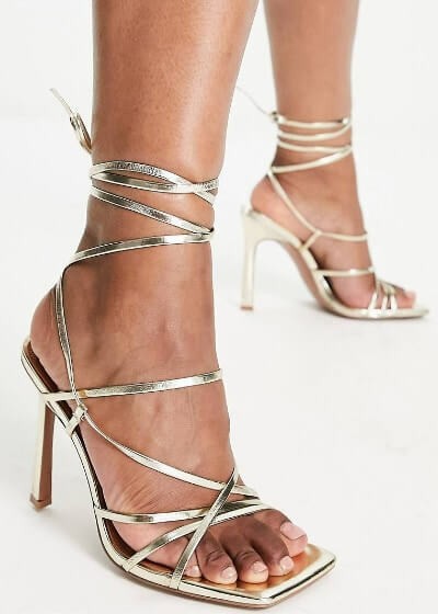 Wide tie up heels