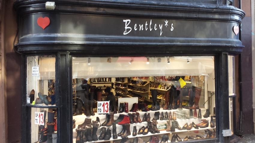 Bentley's, Montague Street, Brooklyn Heights, NYC